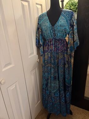 EARTHBOUND Bohemian V-Neck Maxi Dress in Blue Paisley